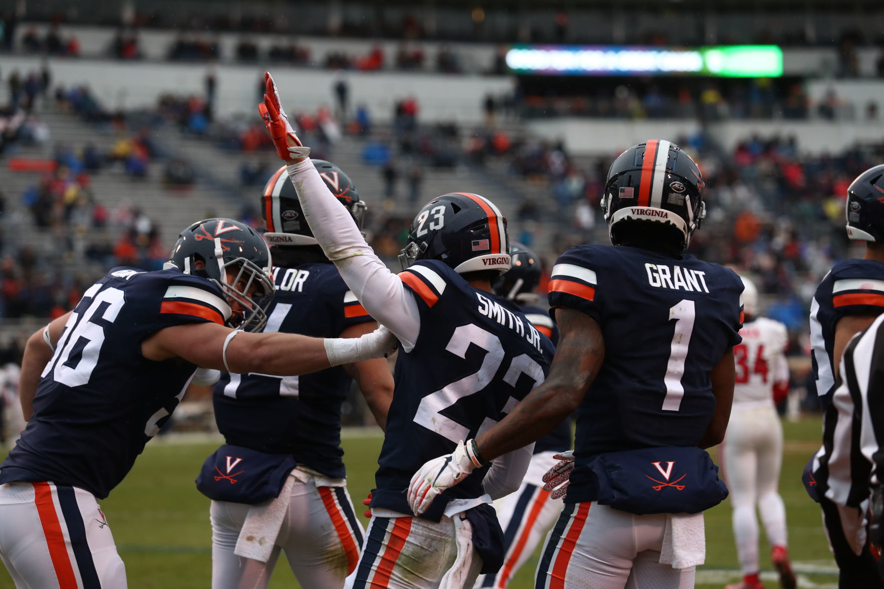 20191123_cdp_sports_uvafootball76.JPG